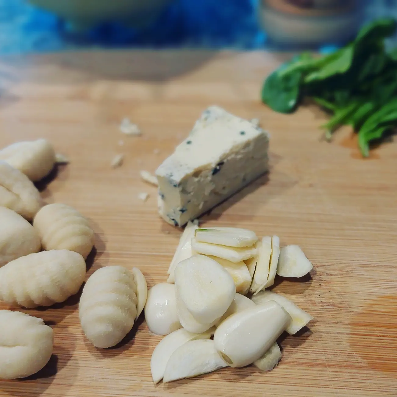 시금치 블루치즈 뇨끼