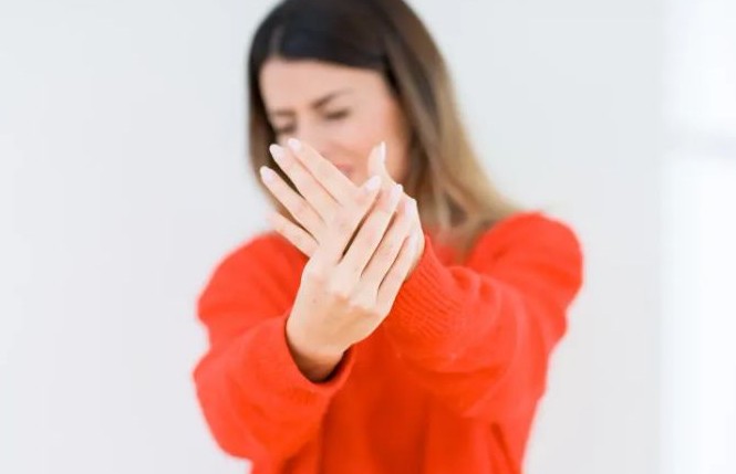 손가락 마디가 아픈 이유