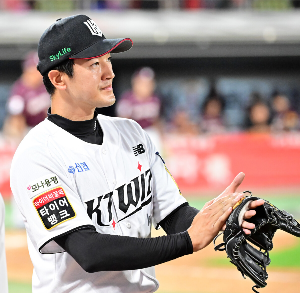 2025 프로야구 중계 꿀팁 총정리! 예매, 하이라이트까지 한방에