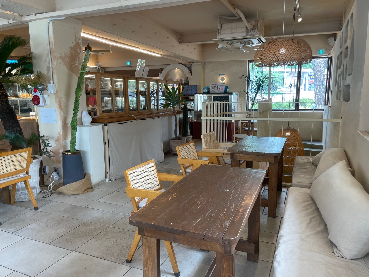 도나스데이 용인 본점 대형베이커리 카페