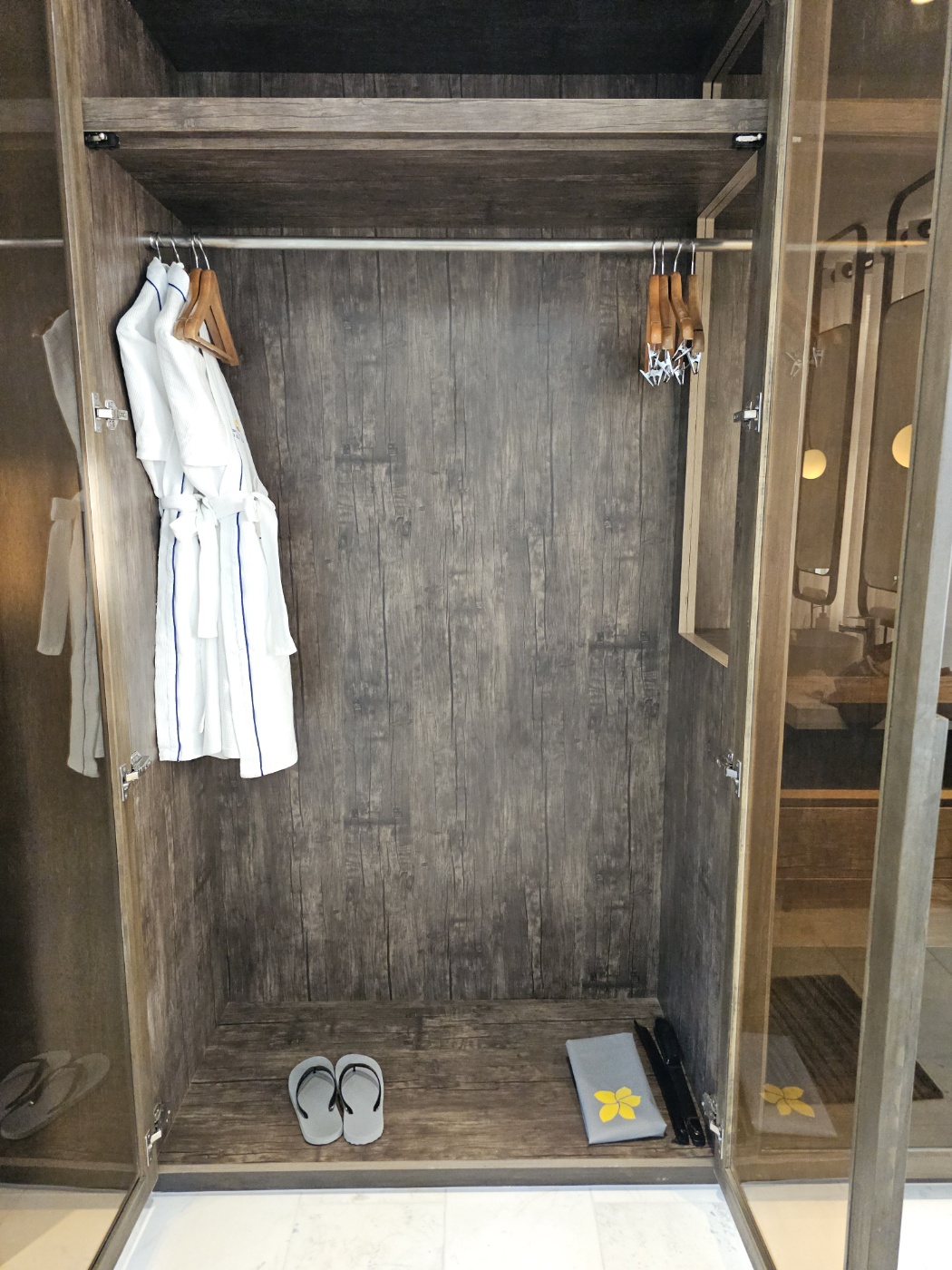 빌라 구성 – 반층 구조와 프라이빗한 공간 분리