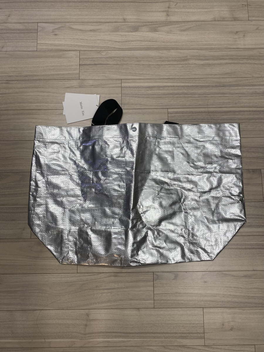 마뗑킴 에코백 타포린 MATINKIM TARPAULIN SHOPPER BAG IN SILVER