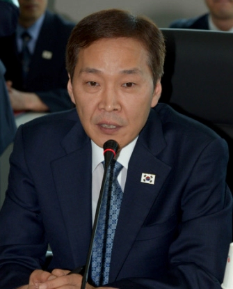 김기웅 차관 프로필 나이 고향 학력 재산