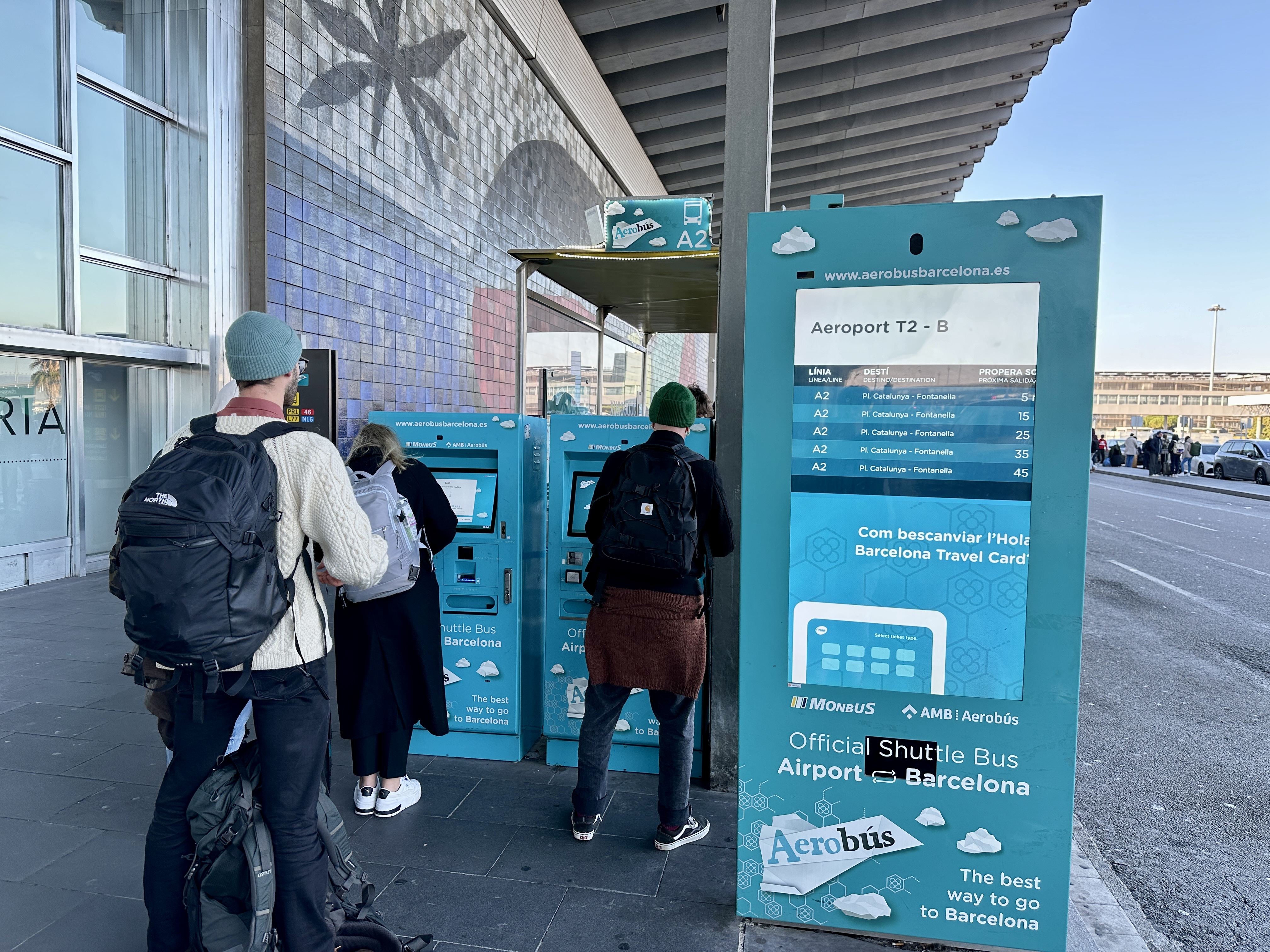 바로셀로나 공항버스 티켓 발매기
