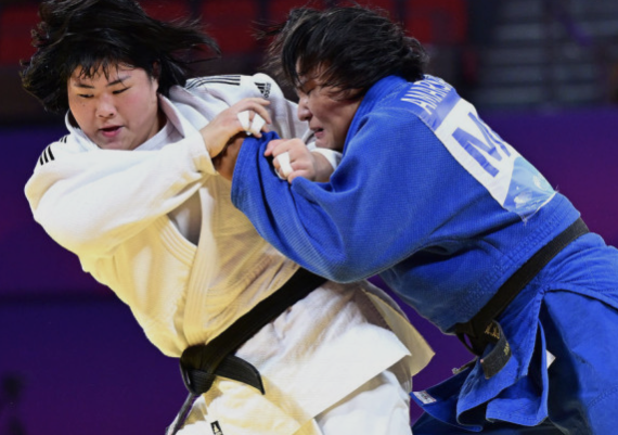 김하윤 선수의 경기 모습