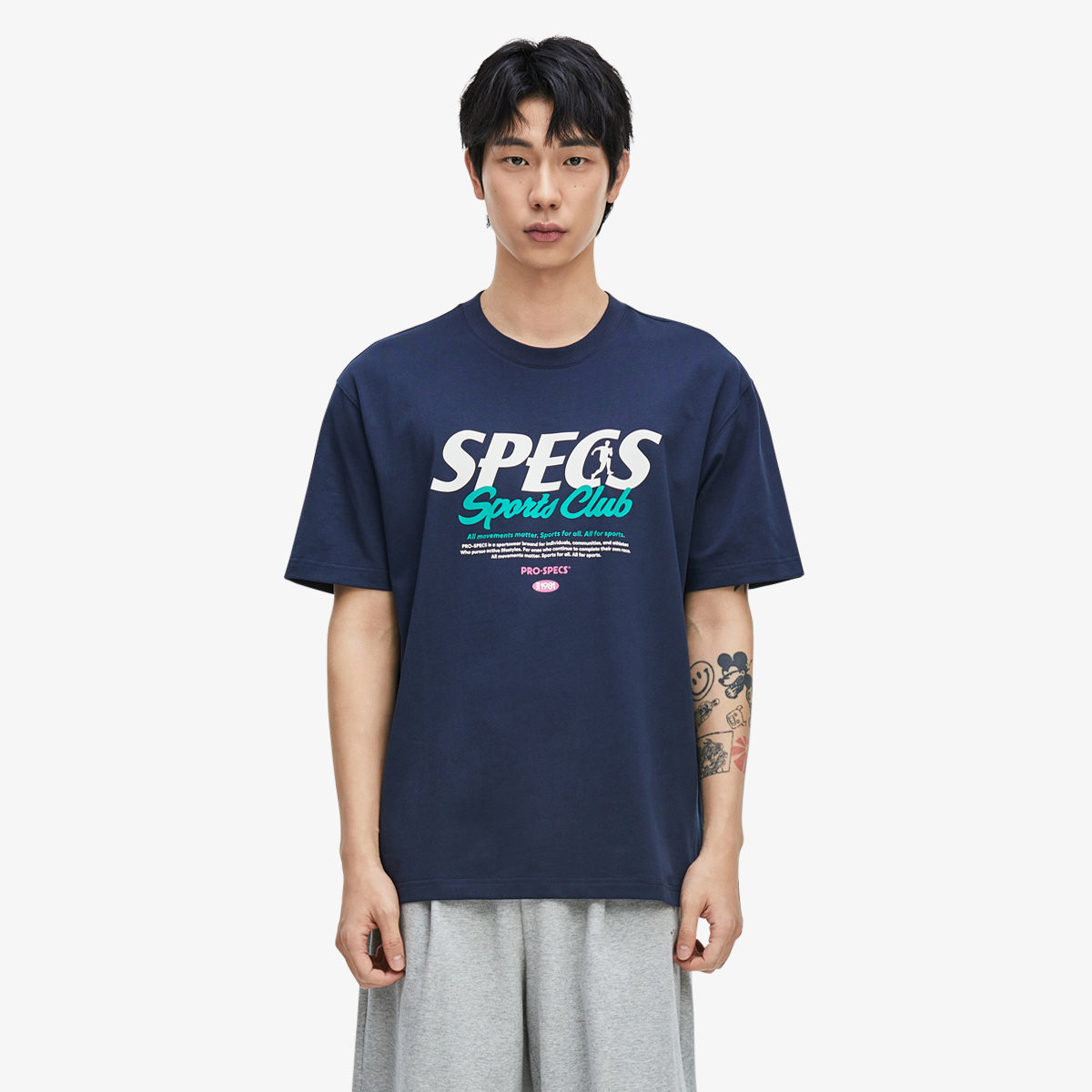 프로스펙스 티셔츠 할인 매장 디스플레이
