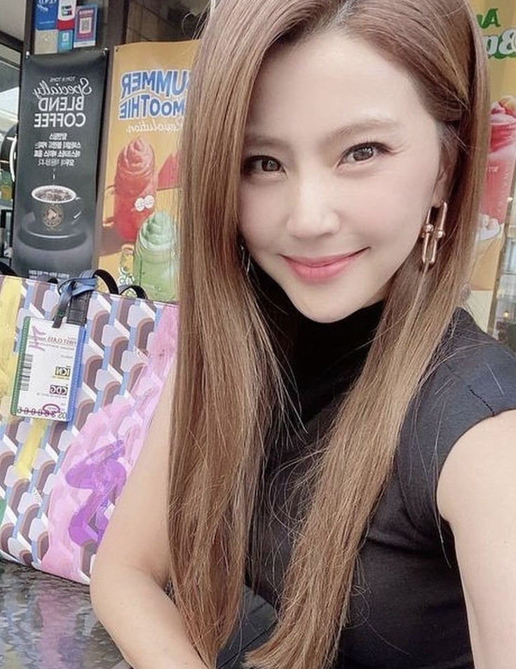 주영훈 부인 이윤미 인스타그램 셀카
