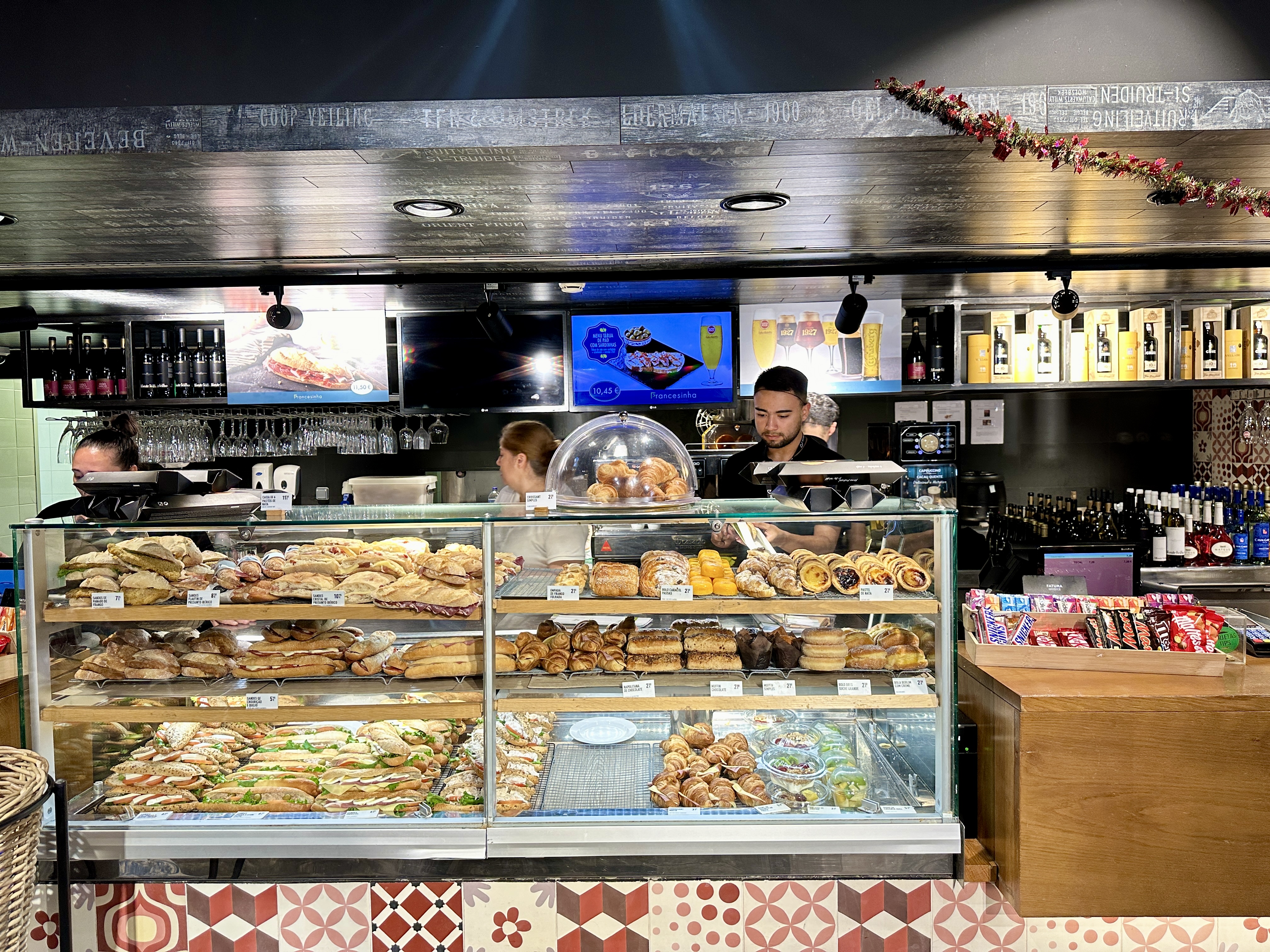 포르투 면세점 카페테리아