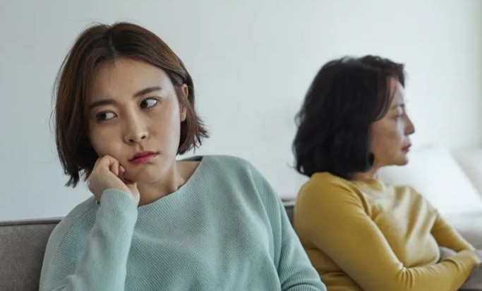 가족과 싸우는 꿈