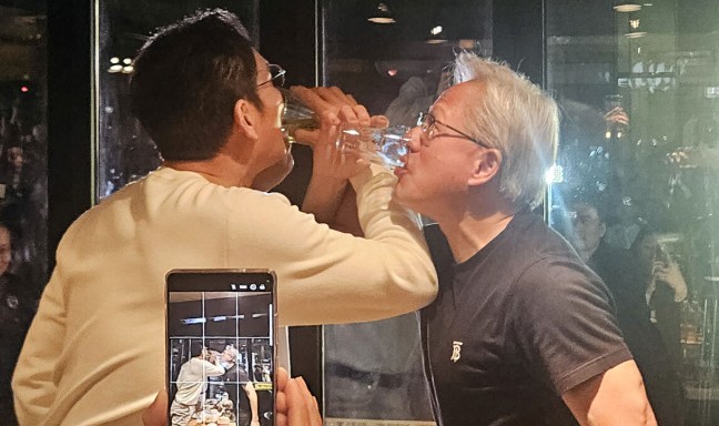 젠슨 황 깐부치킨