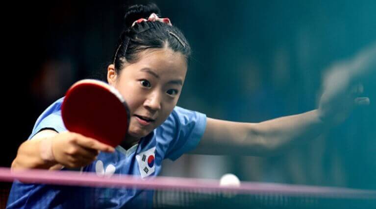 신유빈 리시브 장면