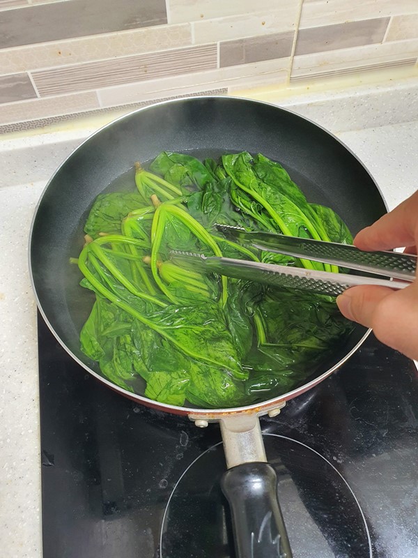 시금치 잘익히기
