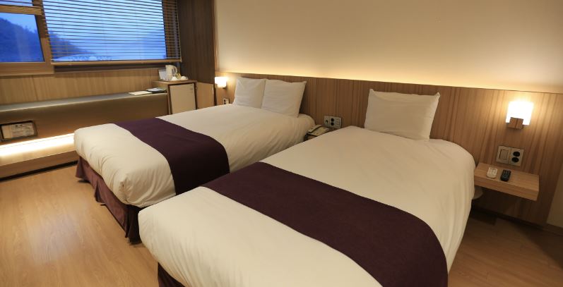 덕구온천리조트숙소