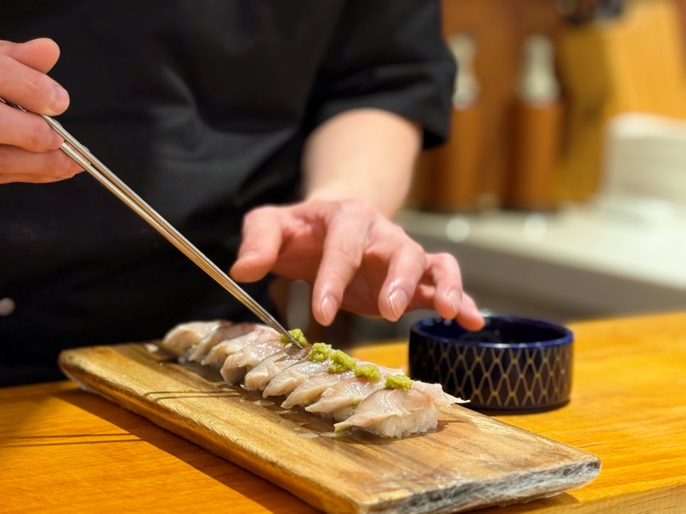 오마카세 오사이초밥 (고등어 스시)