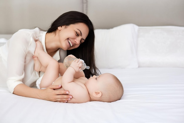 수족구 증상 격리시간 어른 전염기간 잠복기간 구내염 약 초기증상 수포