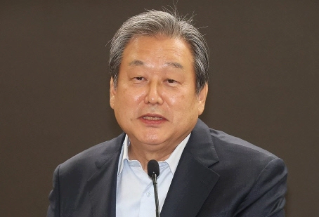 김무성 국회의원 프로필 나이 고향 재산