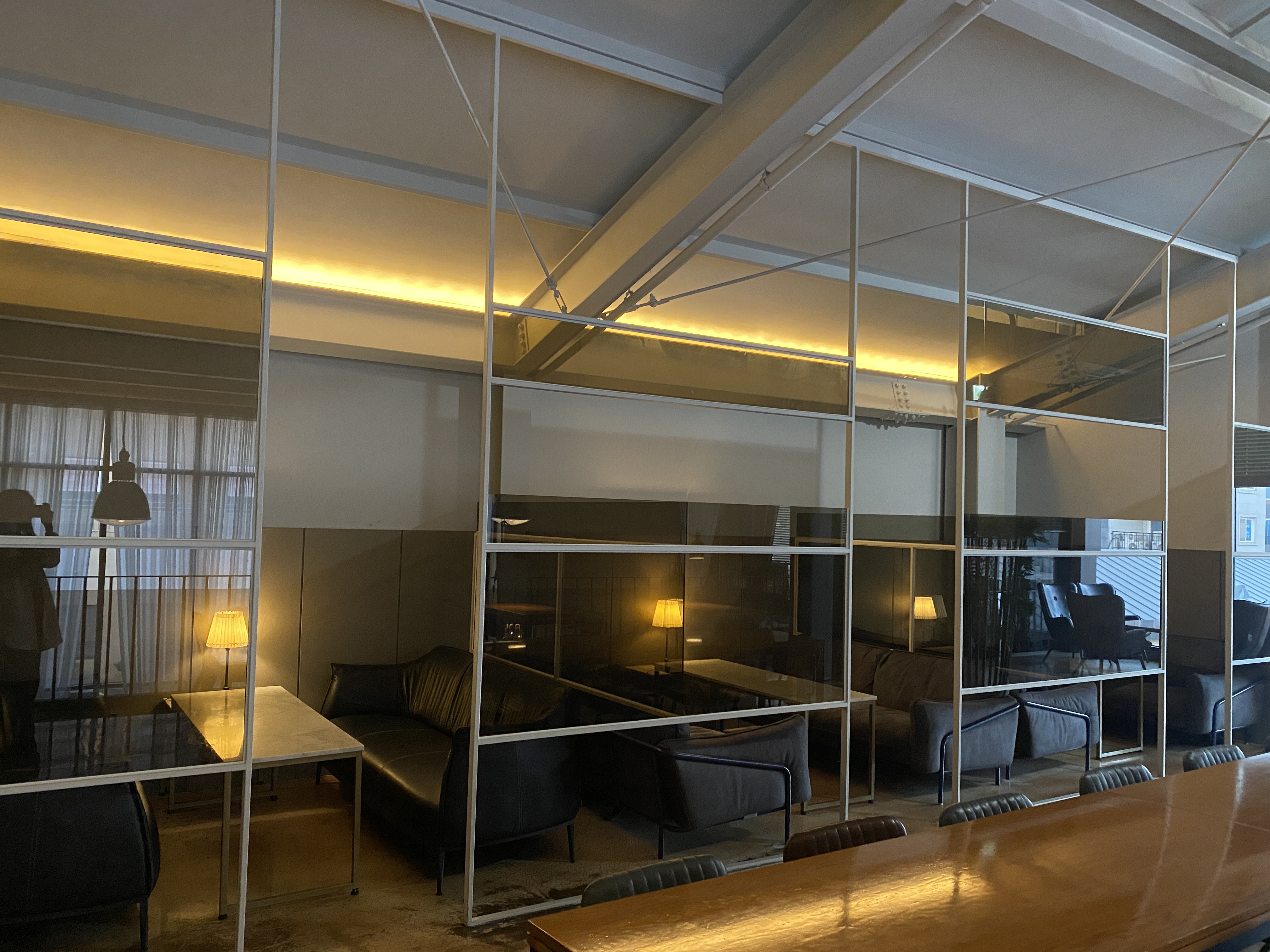 레이디벅스 카페 2층