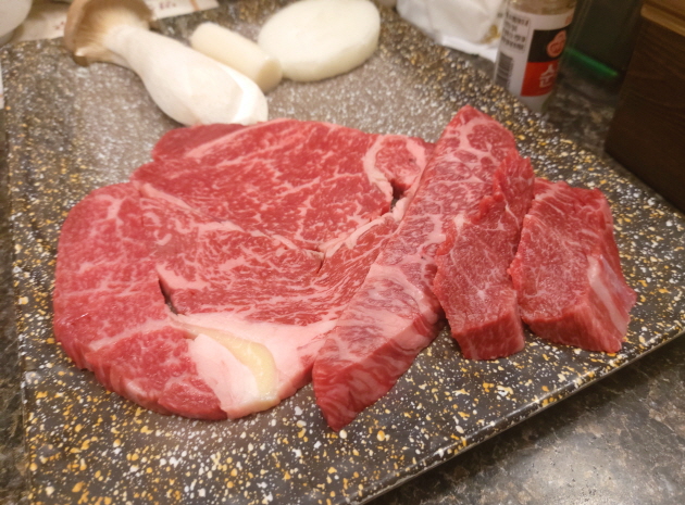 명실상감한우 모둠구이