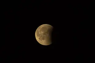 천문 앱 화면과 실제 하늘의 차이