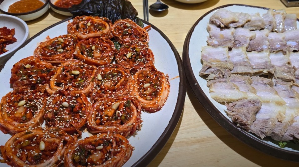 생생정보-스타밥집-유민상-단골밥집-이필당족발보쌈