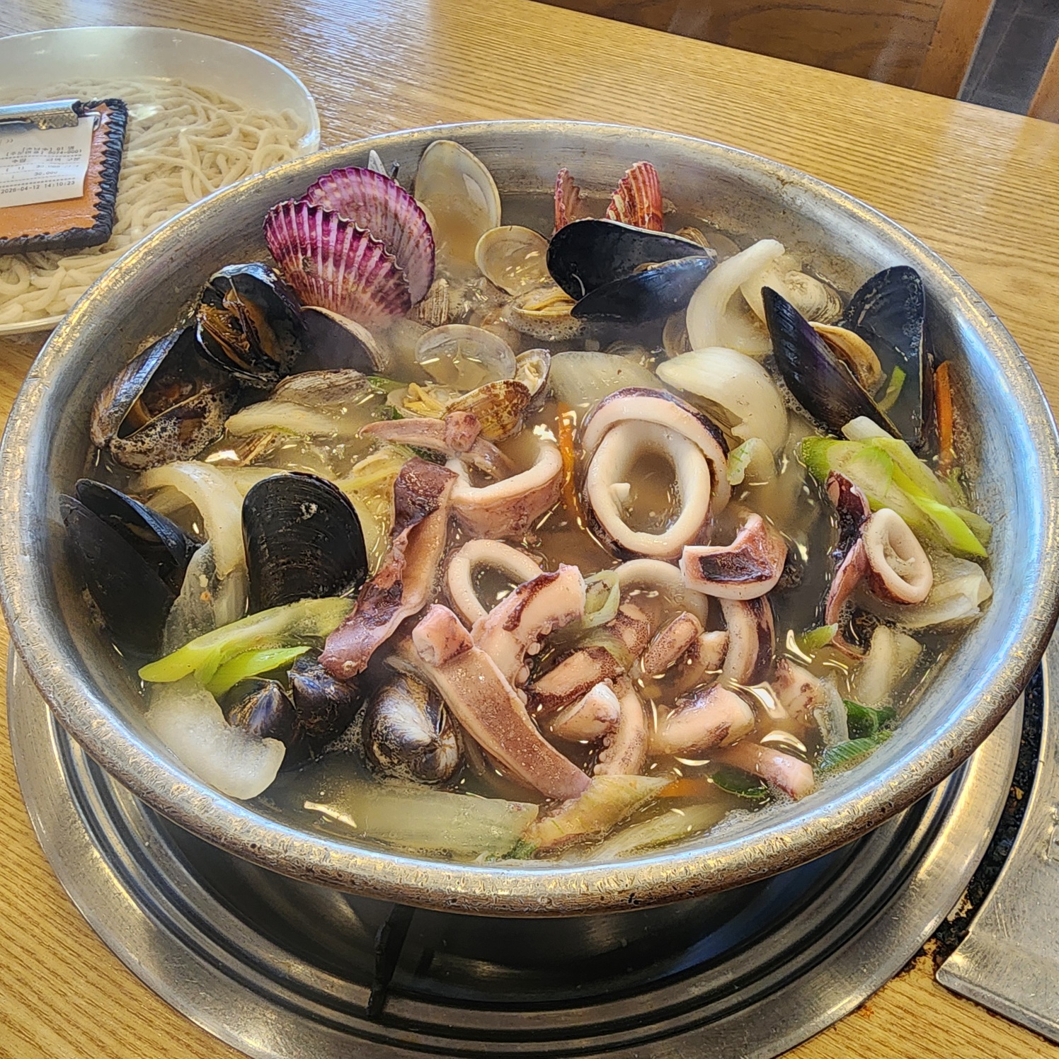 통큰해물손칼국수2