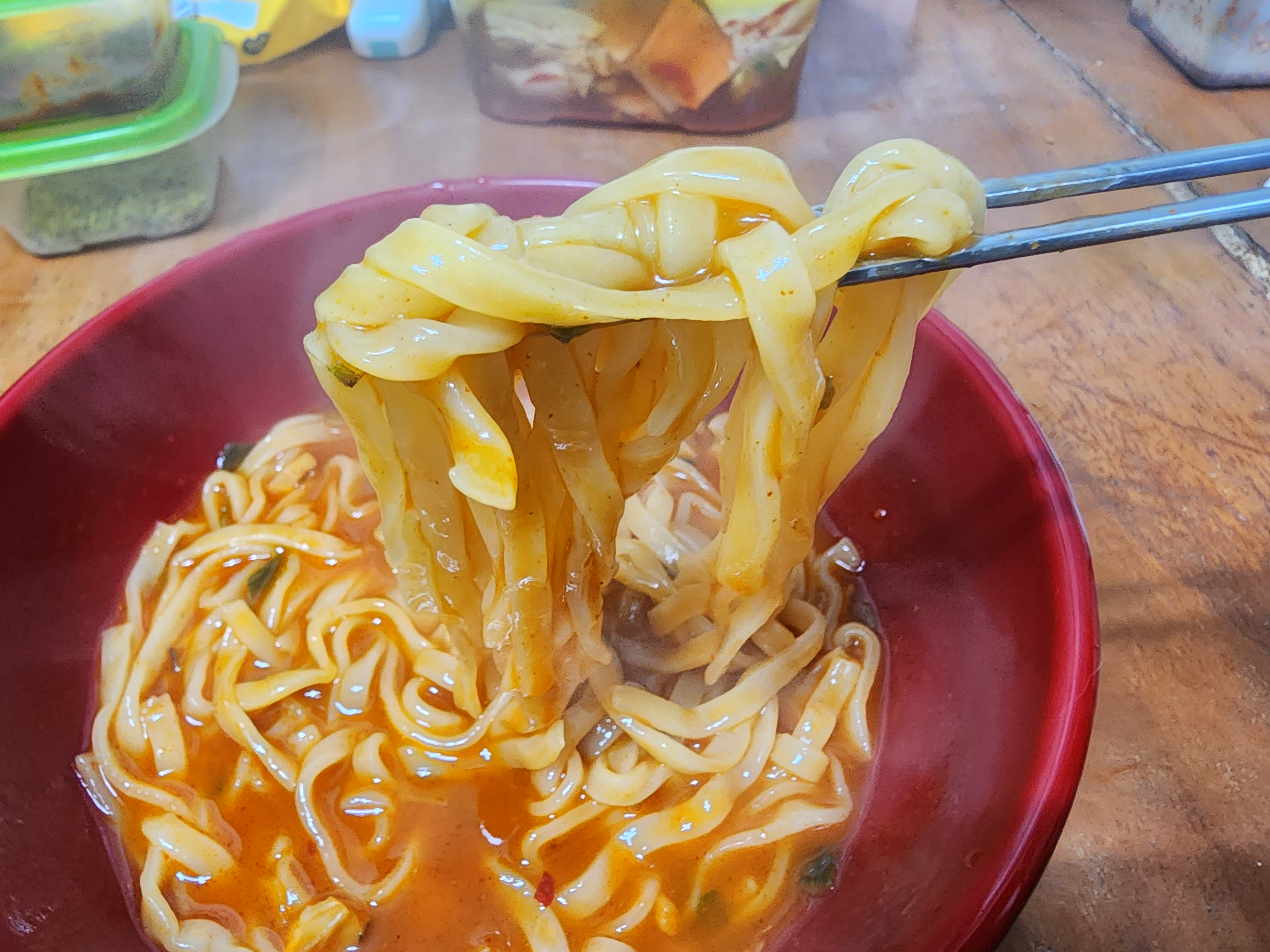 CJ_얼큰육개장칼국수