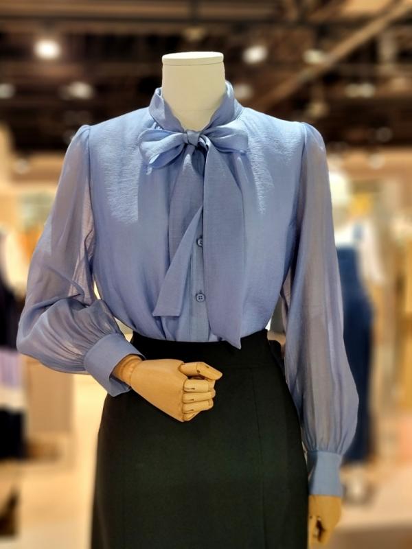 케네스레이디 E303 시수루 넥셔링 타이 블라우스 EGBLMJ98