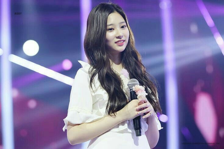 아이즈원 김민주 최애사진