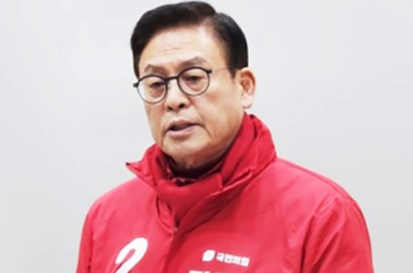 정우택 국회의원 프로필 나이 고향 학력 재산 지역구