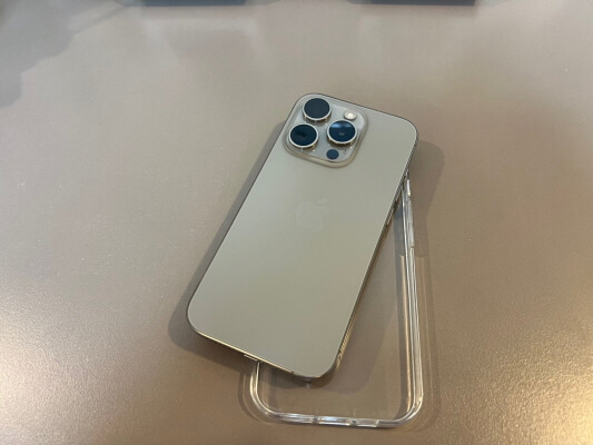 아이폰15프로 후면