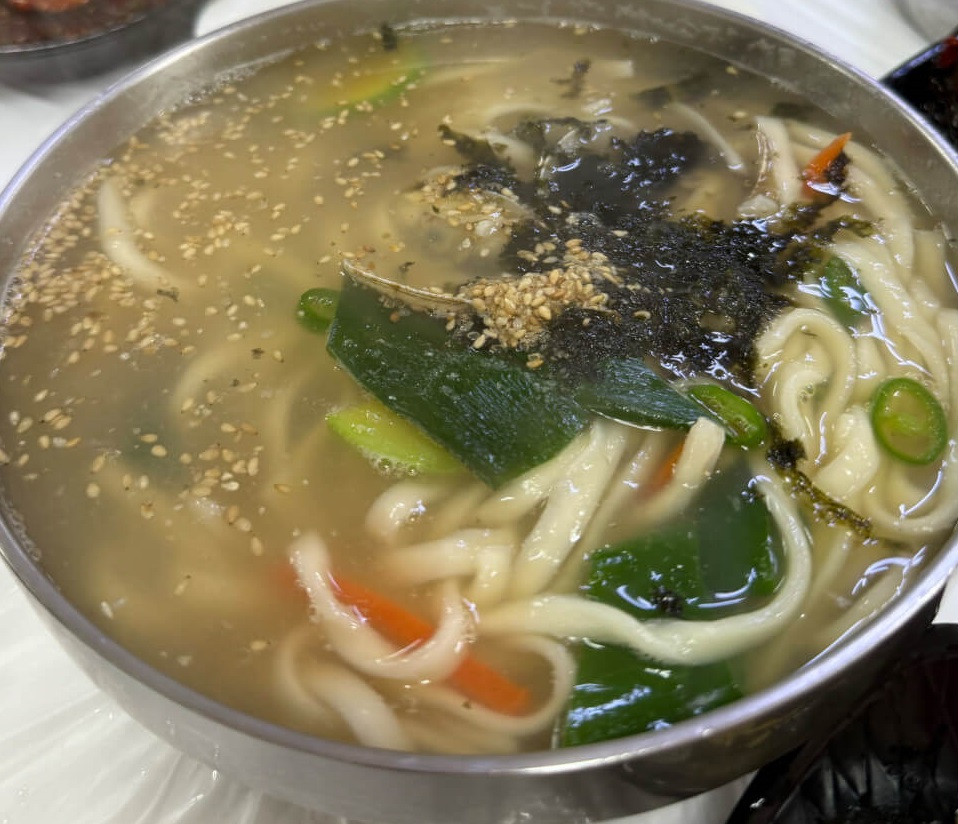 식객 허영만의 백반기행 298회 한그루의 부안 아름드리 밥상 백합정식 맛집 군산식당