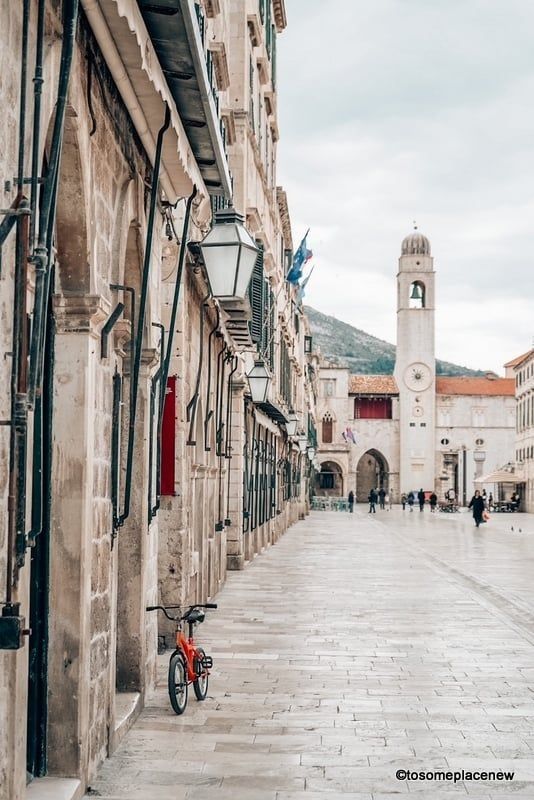 플라사 거리 (스트라둔)