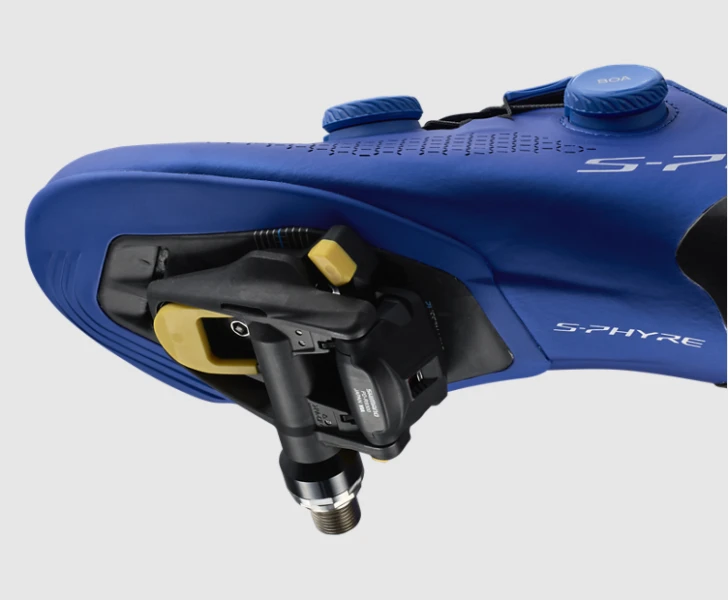 시마노 S-PHYRE 슈즈와 DURA-ACE PD-R9300 SPD-SLR 페달 결합 구조