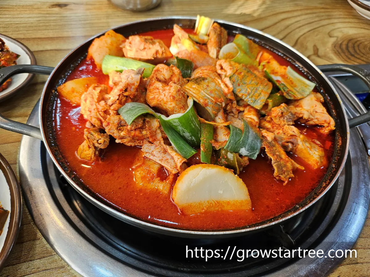 정정아식당 부평점 닭볶음탕