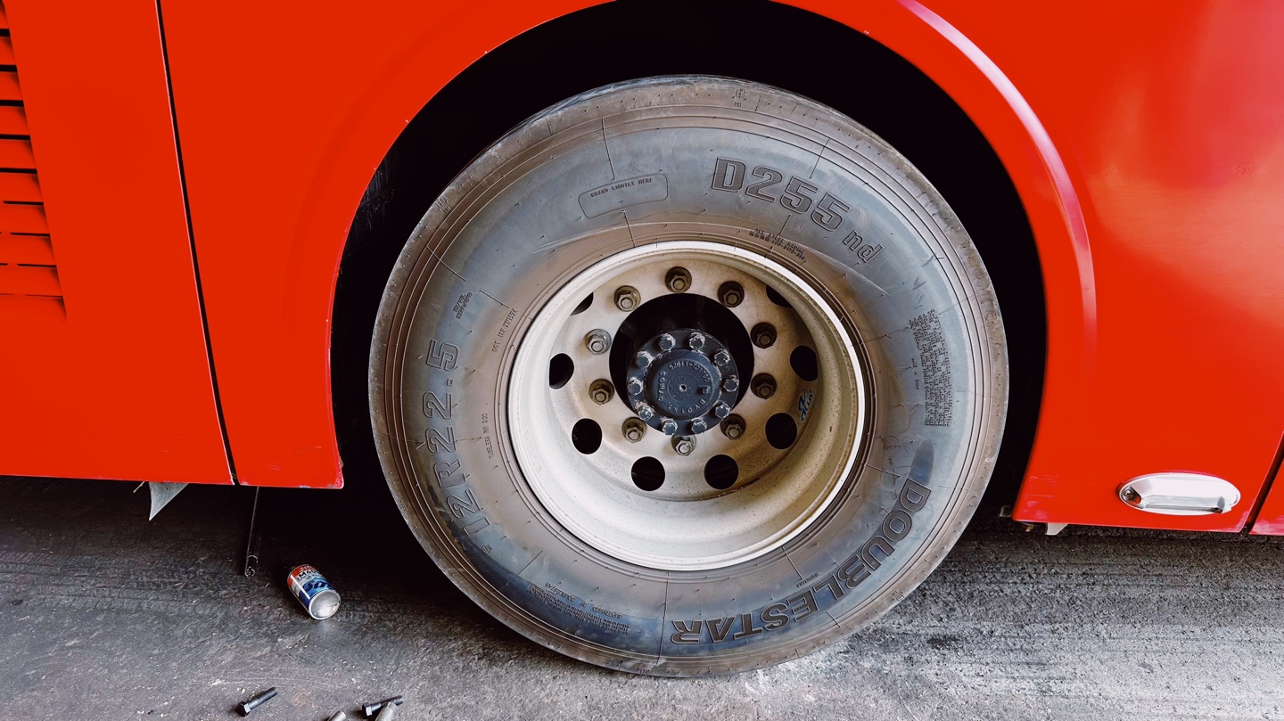 버스 브레이크 드럼 & 라이닝 교체