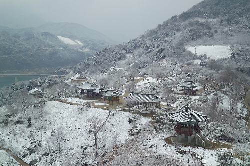 충북 겨울 명소 추천, 추위 걱정 없이 즐기는 충북 겨울 여행지 BEST 4