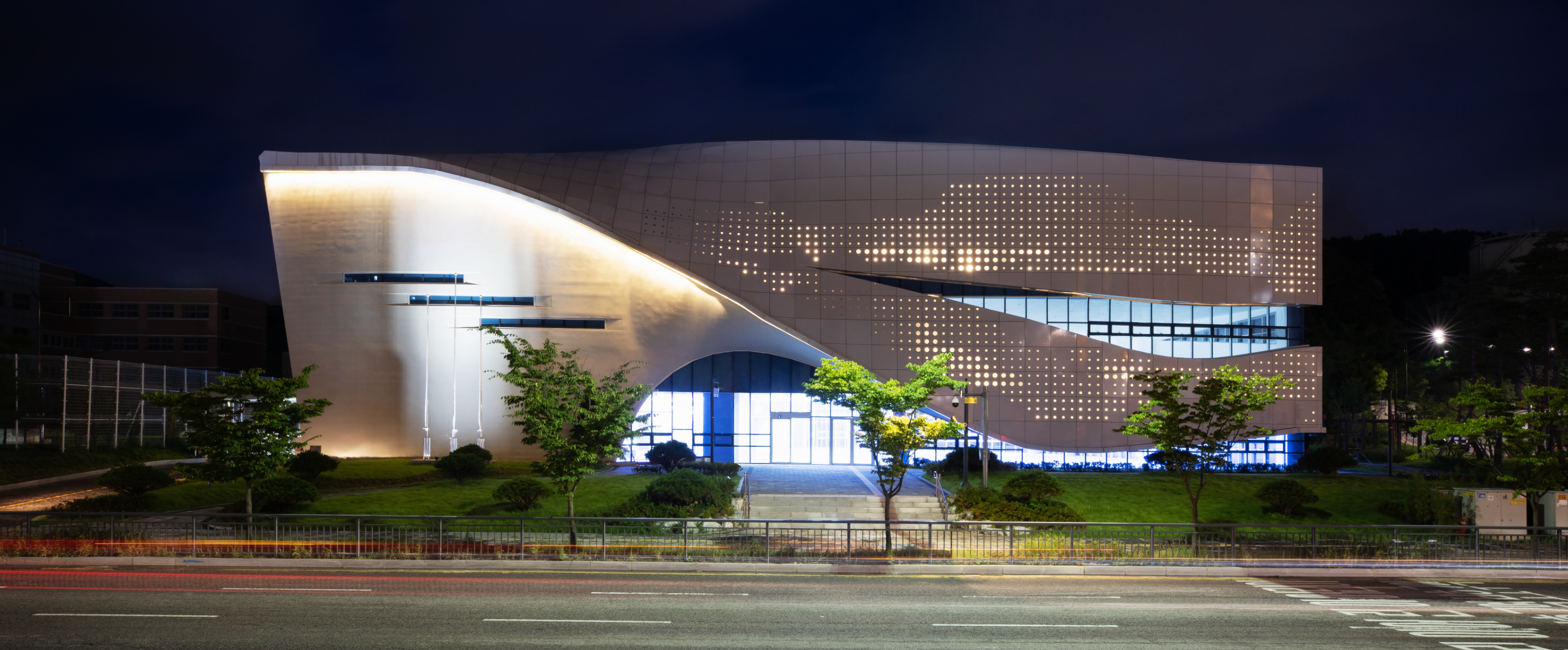 의정부 미술도서관 야간 전경