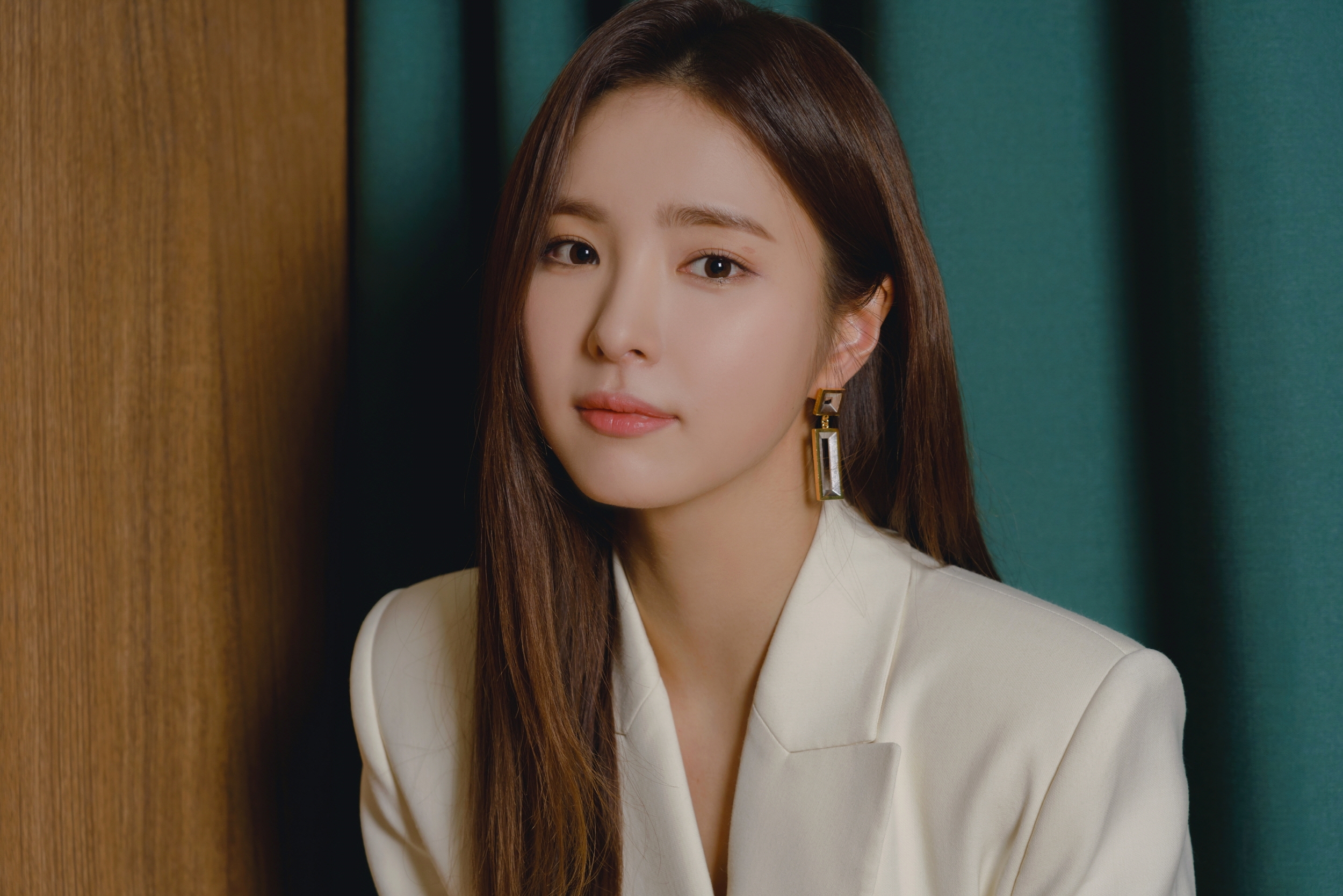 신세경
