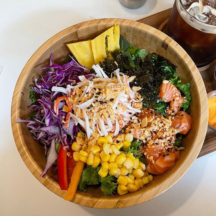 로윅의-포케는-정말-맛있다