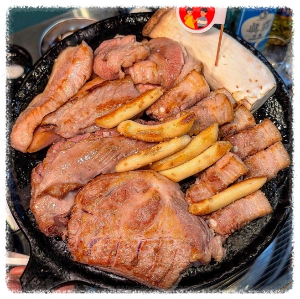 상구네돼지구이