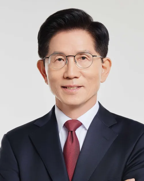 2025년 제21대 대통령 선거 후보자 명단 및 공약 비교 분석 (재산&amp;#44; 병역&amp;#44; 전과 포함)