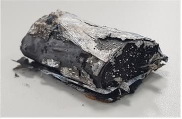 열 노출 시험(KS, IEC) 중 발화 및 폭발한 단전지