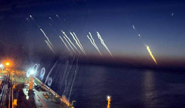 이란 호르무즈 해협 통행료 30억 원 징수 추진, 국제 유가 및 물류 대란 비상