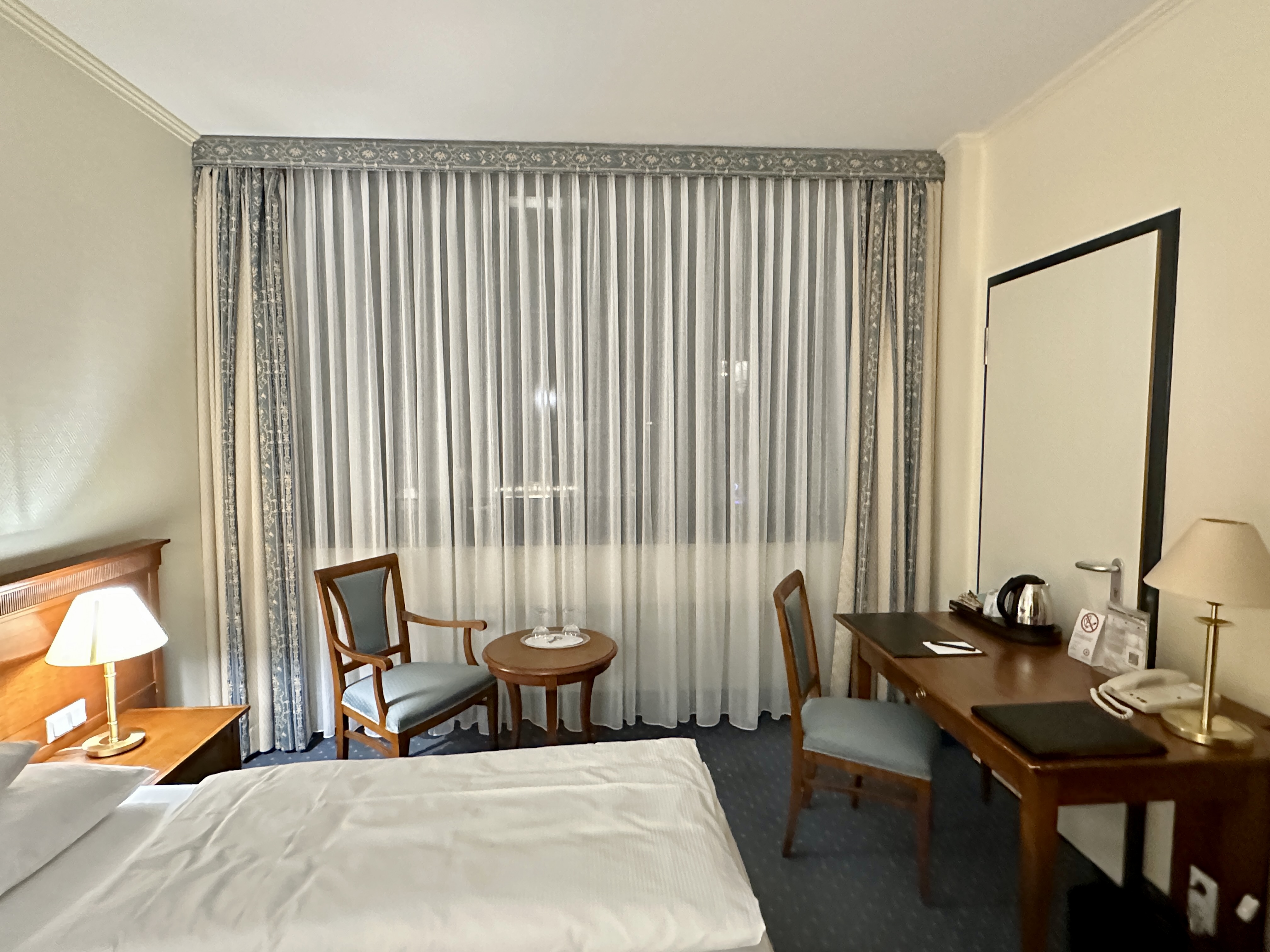 스탠다드 더블룸 내부