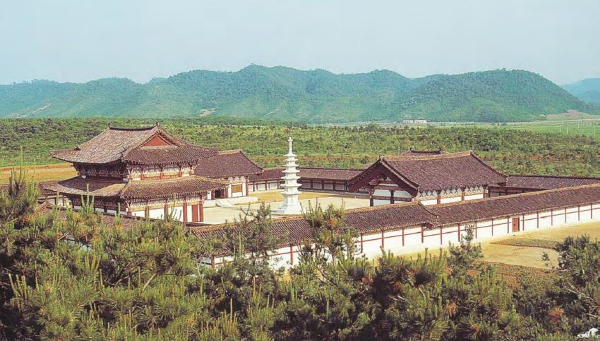 정릉사 전경(복원)