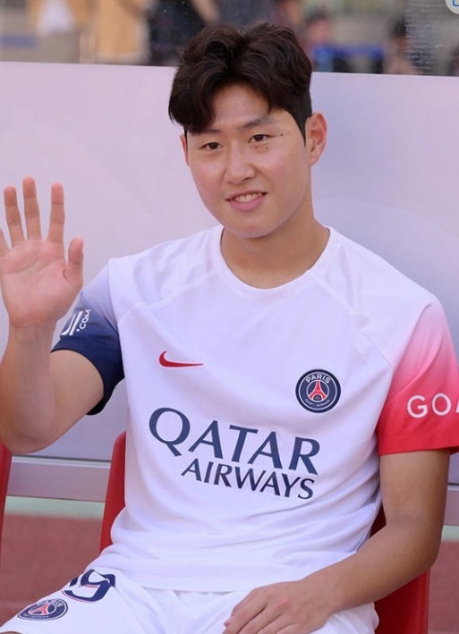 이강인, 맨유 이적설 사실일까? 최신 소식 정리