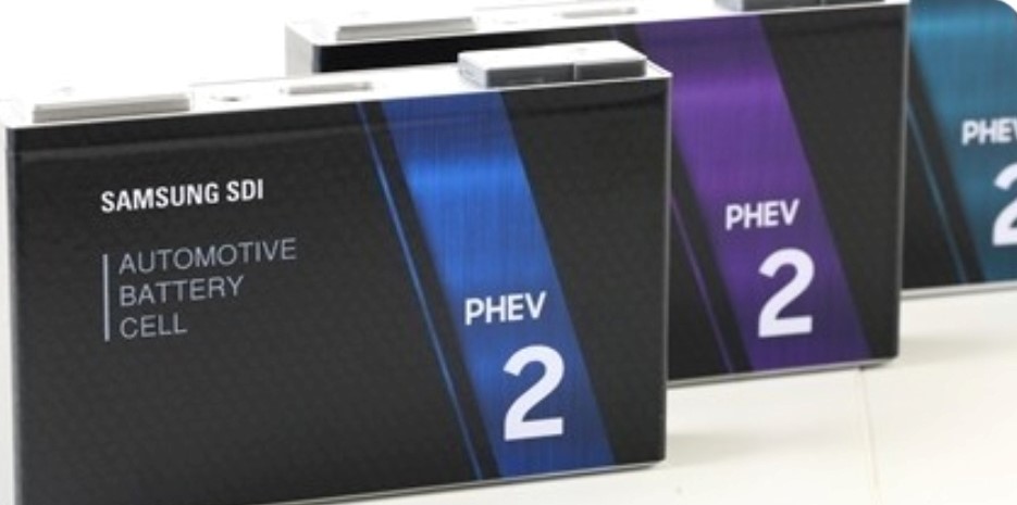 각형 배터리 관련 사진