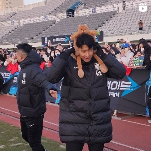 2026 월드컵 예선 한국 vs 중국 경기 뒷모습