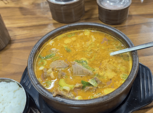 청담순대국 일산점 - 얼큰순대국 살코기
