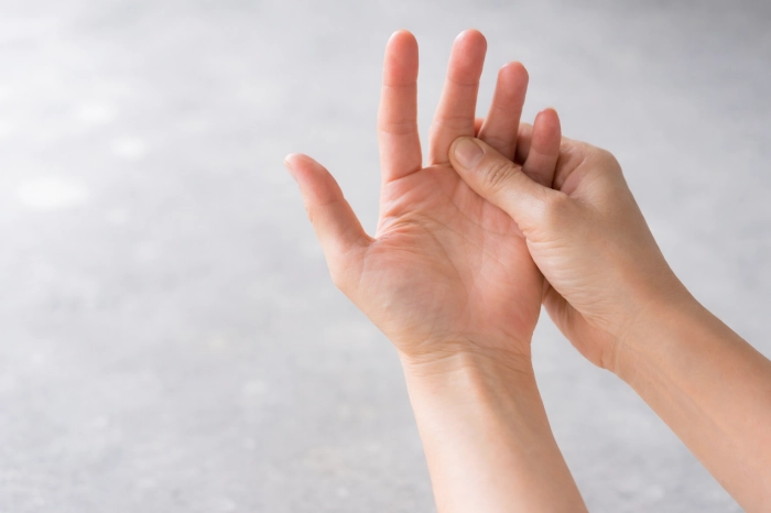 새끼 손가락 저림